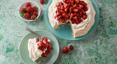 Pavlova with Strawberries
