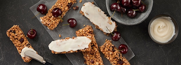 Cherry Vanilla Granola Bars