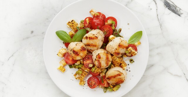 Grilled Scallops with Corn Salad