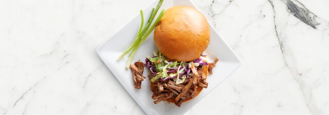 Instant Pot Pulled Pork Sandwiches 
