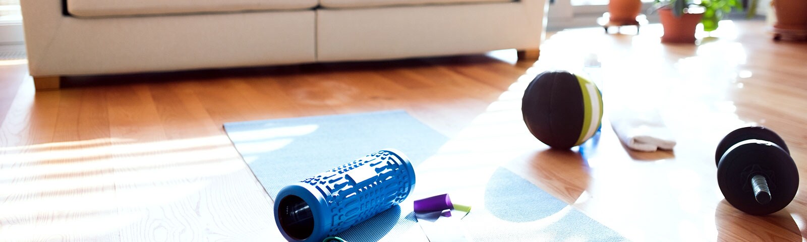 Workout mat with weights